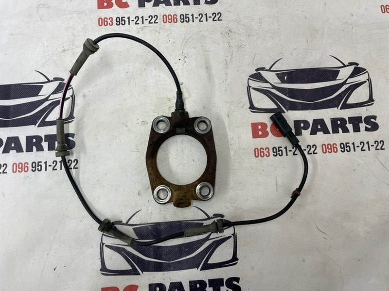 Датчик ABS задний Nissan Rogue 2018 T32 QR25 2.5 479004BF0A Б/У
