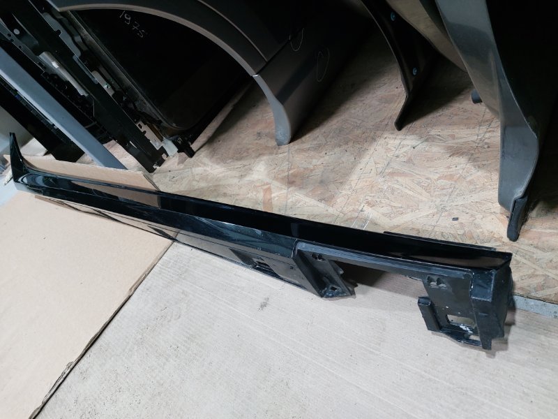 Накладка порога правая A6 2010-2018 C7 2.0