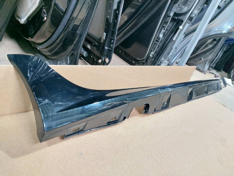 Накладка порога правая A6 2010-2018 C7 2.0