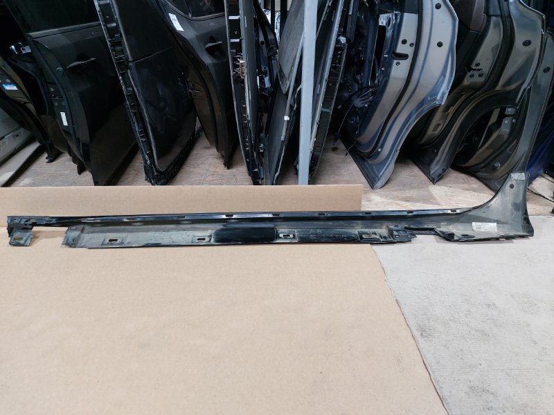 Накладка порога правая A6 2010-2018 C7 2.0