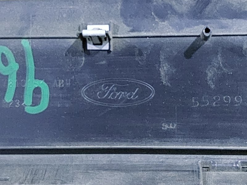 Накладка порога правая Explorer 2016-2019 3.5 Накладка порога правая Explorer 2016-2019 3.5