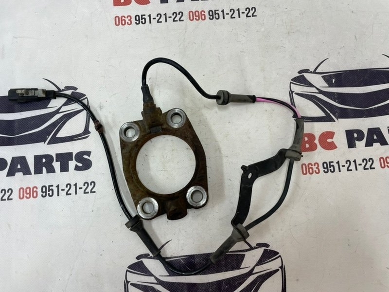 Датчик ABS задний правый Nissan Rogue 2018 T32 QR25 2.5 479004BF0A Б/У