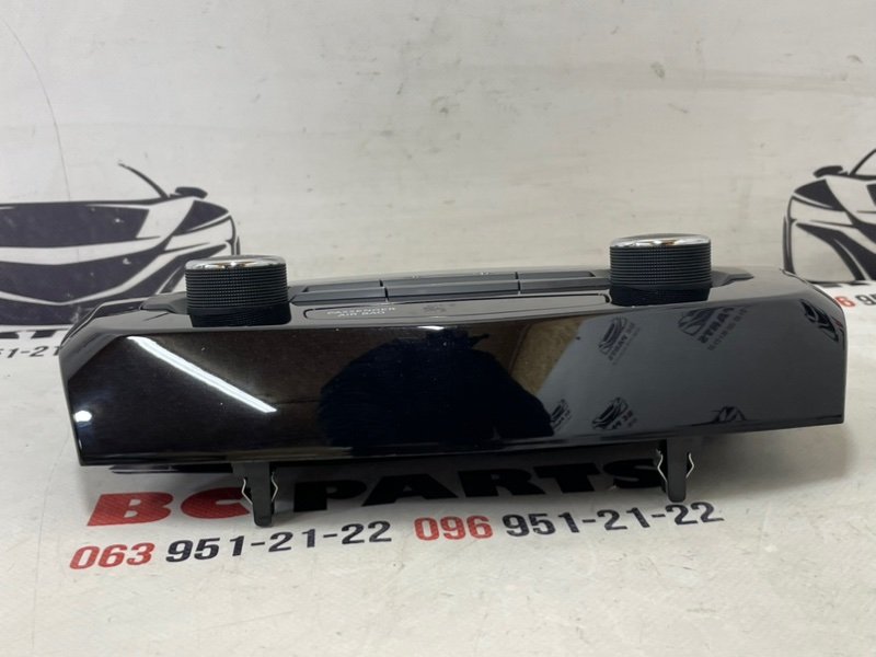 Блок управления климат-контролем Rogue 2013-2020 T32 2.5