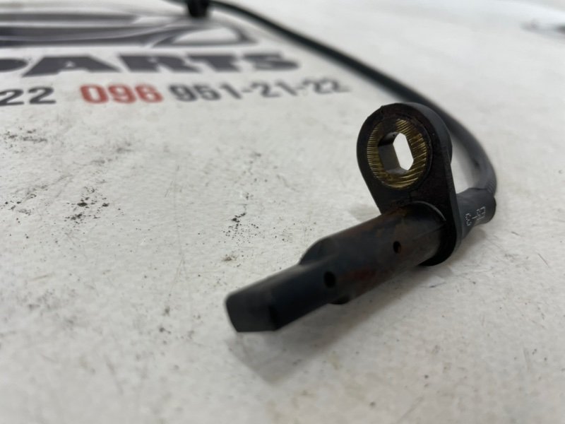 Датчик ABS передний Nissan Rogue T32 QR25 2.5