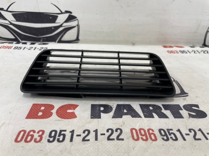 Заглушка бампера задняя Nissan Rogue 2018 T32 QR25 2.5 850701KA0A Б/У