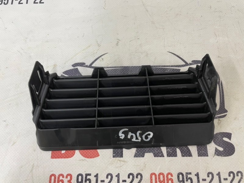 Заглушка бампера задняя Rogue 2018 T32 QR25 2.5