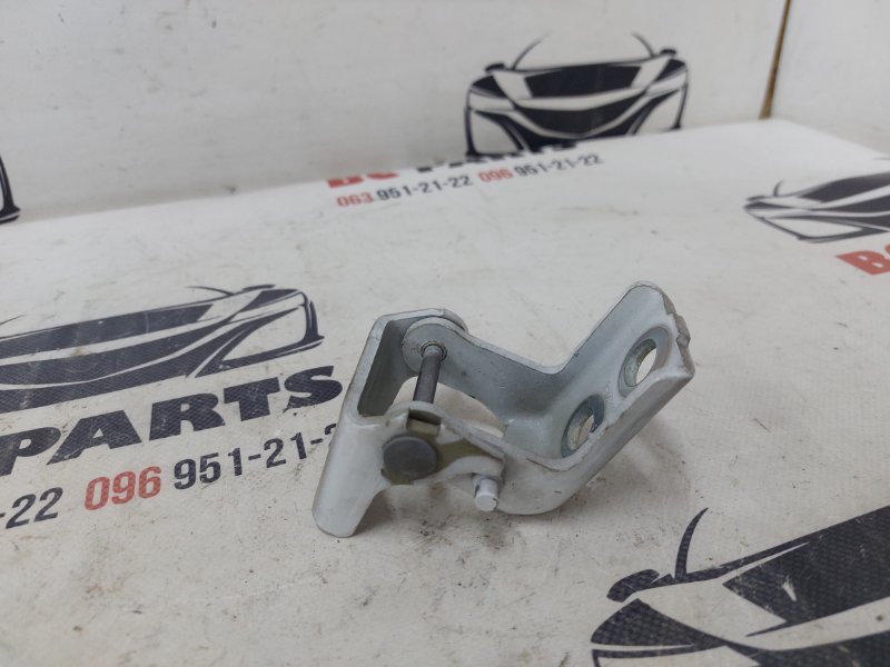 Петля двери передняя правая 301 2021 1.6