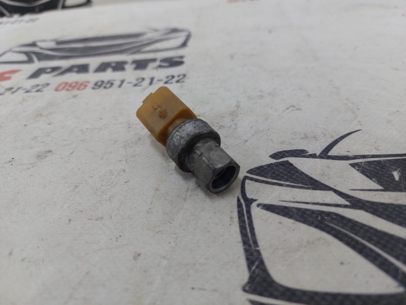 Датчик давления компрессора кондиционера Peugeot 301 1.6