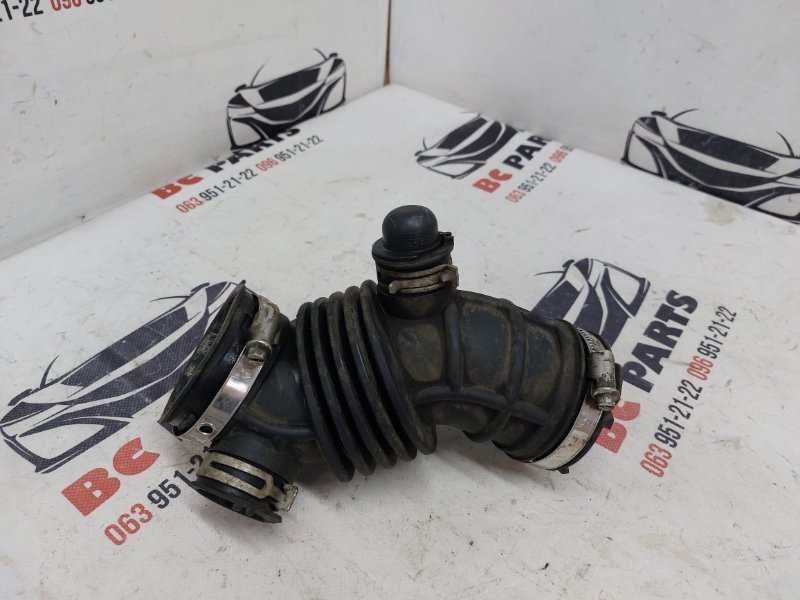 Патрубок воздушного фильтра Nissan qashqai 2013-2020 J11 2.0 165764EF0A Б/У