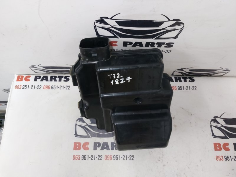 Резонатор воздушного фильтра Nissan Rogue 2019 T32 QR25 2.5 16585-4BA1A Б/У