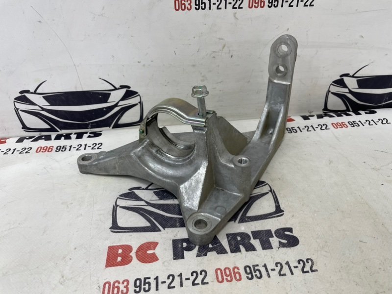 Кронштейн привода передний правый Nissan Rogue 2021 T33 2.5 397806RA0B Б/У
