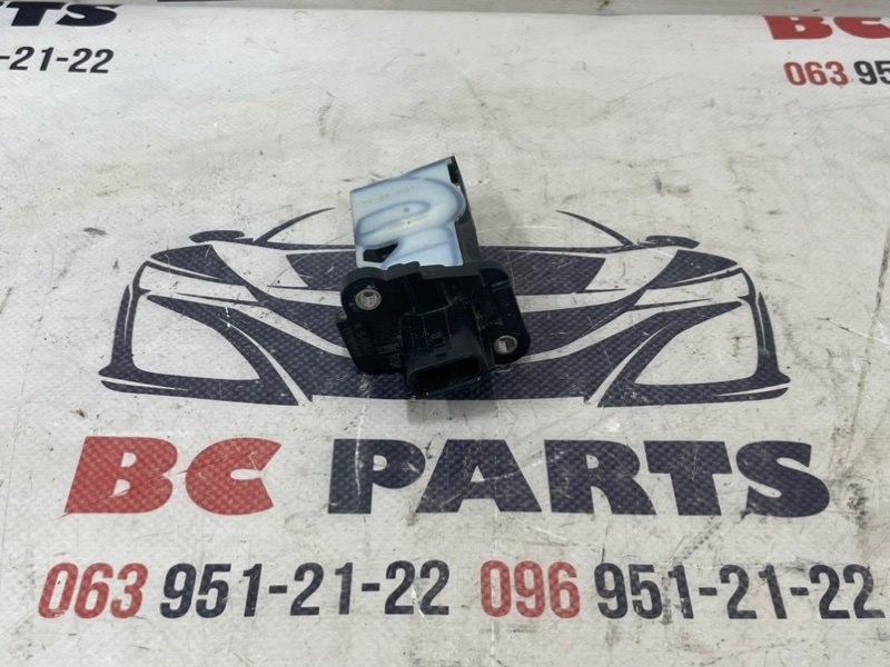 Датчик массового расхода воздуха Nissan Rogue 2020 T33 2.5 226806CA0B Б/У