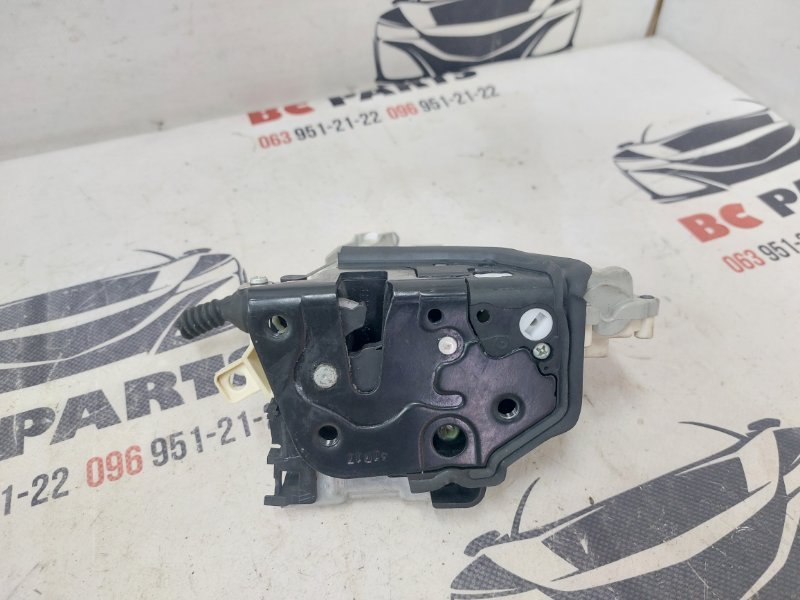 Замок боковой двери задний правый Audi A6 2010-2018 C7 2.0 4G0839016D Б/У