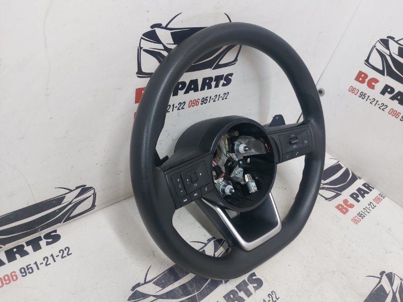 Руль Nissan Rogue T33 2.5