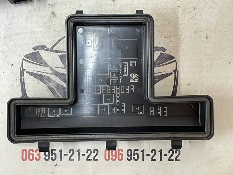 Блок предохранителей под капот Fusion 2012-2020 MK5 2.5