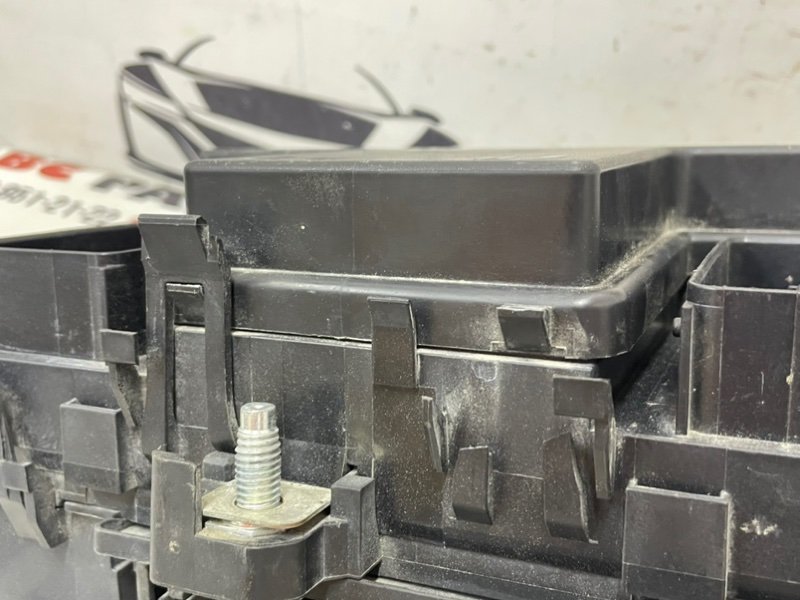 Блок предохранителей под капот Fusion 2012-2020 MK5 1.5