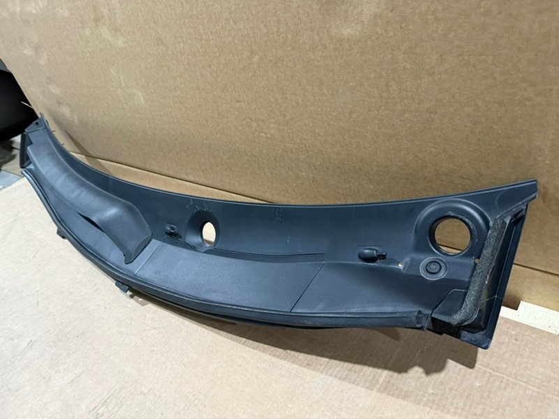 Жабо Nissan Rogue T33 2.5