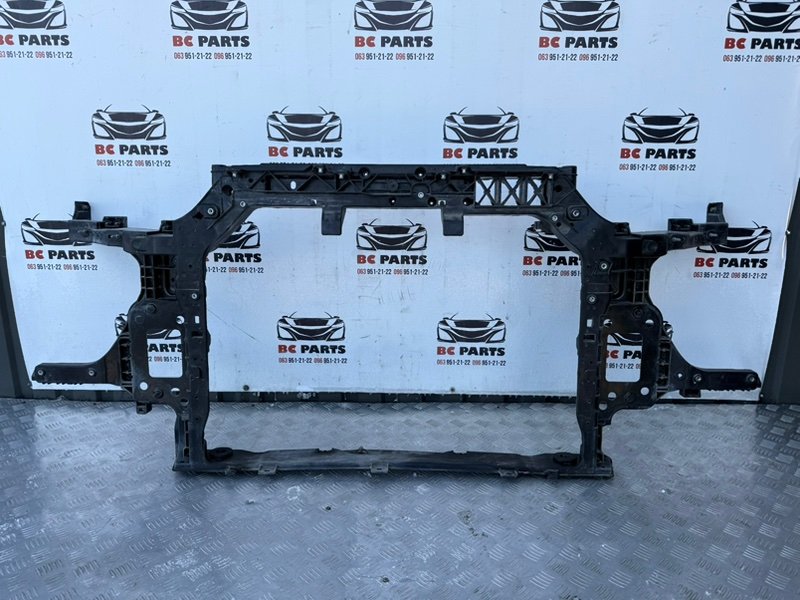 Передняя панель Kia Soul 2022 2.0 64101K0000 Б/У