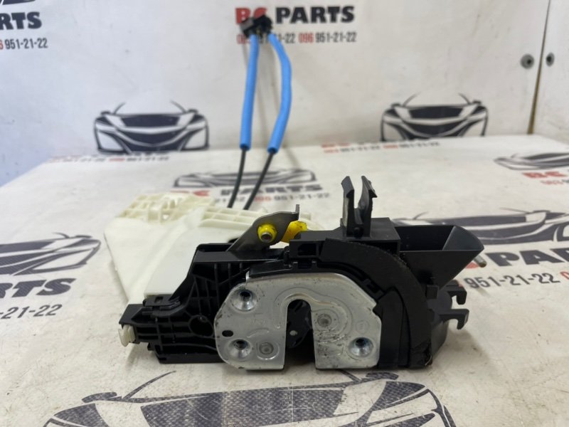 Замок боковой двери передний левый Soul 2020 2.0