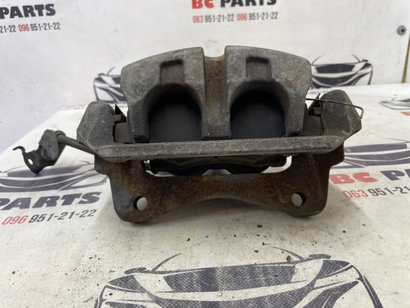 Суппорт тормозной передний правый Tlx 2014-2020 3.5