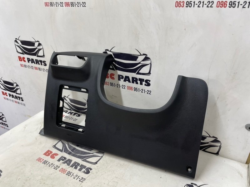 Накладка торпедо левая Kia Soul 2.0