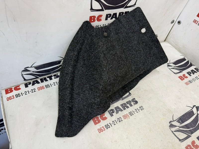 Обшивка багажника левая 301 2021 1.6