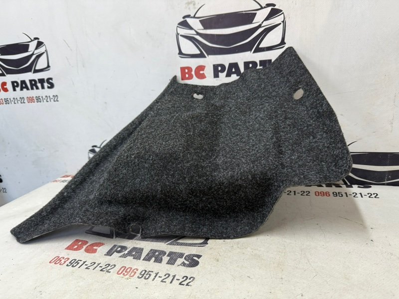 Обшивка багажника левая Peugeot 301 1.6