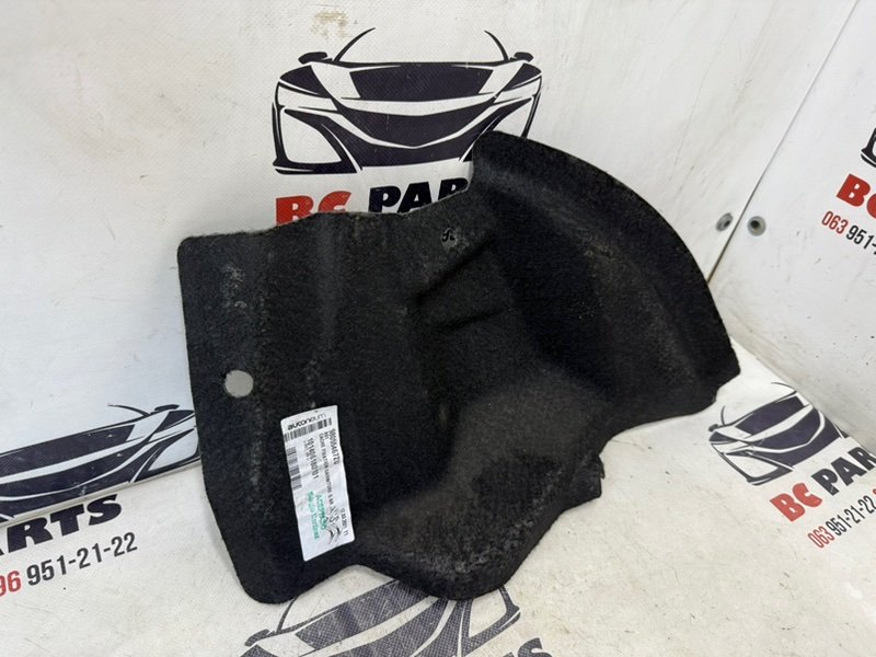 Обшивка багажника левая 301 2021 1.6