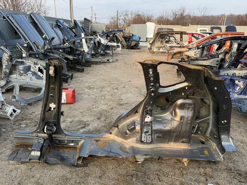 Часть кузова Rogue 2023 T33 1.5