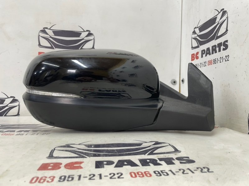 Зеркало заднего вида боковое правое Honda Pilot 2019 3.5 76200-TG7-A71ZE Б/У