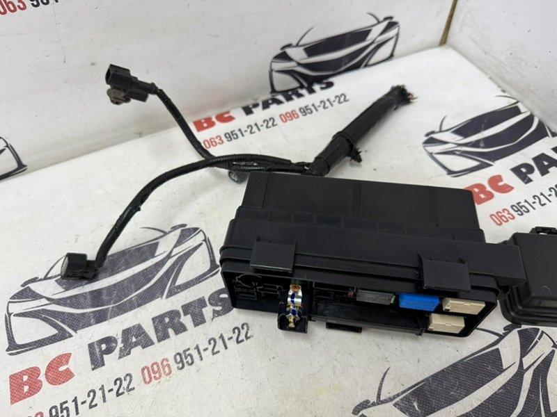 Блок предохранителей под капот Pilot 2019 3.5