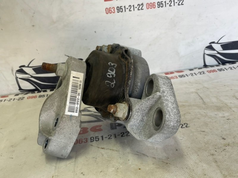 Подушка двигателя правая Ford Explorer 2.3