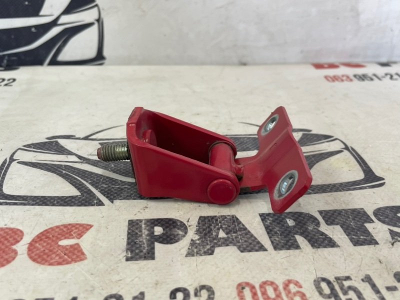 Петля крышки багажника правая mitsubishi Outlander sport