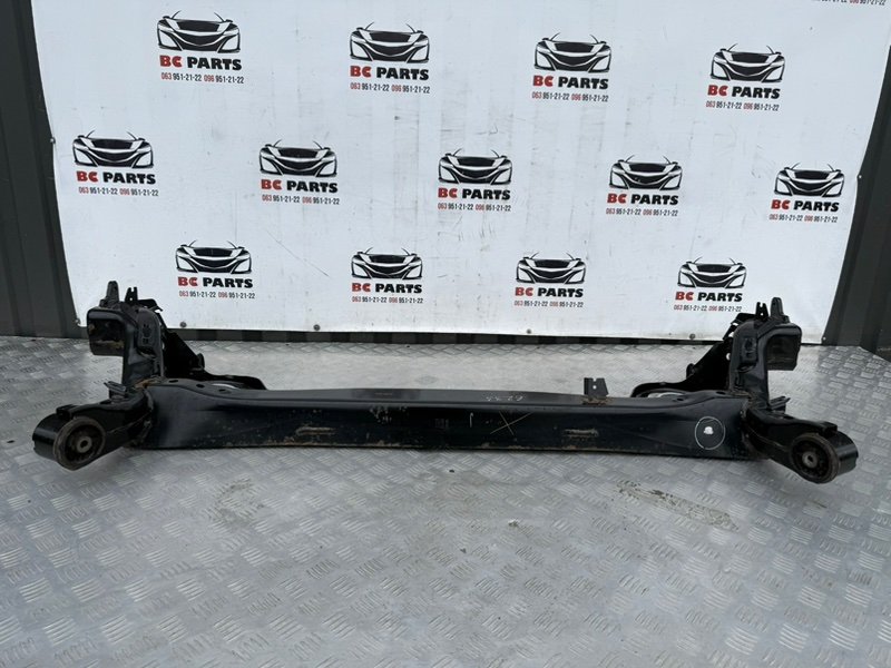 Балка подвески задняя Kicks 2022 1.6