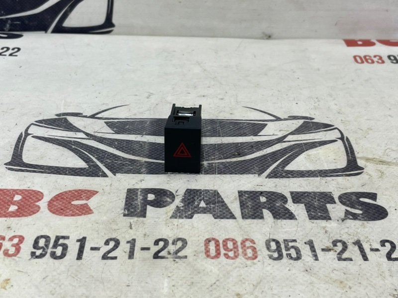 Кнопка аварийной сигнализации Nissan Rogue 2021 T33 2.5 25290-6RF0A Б/У