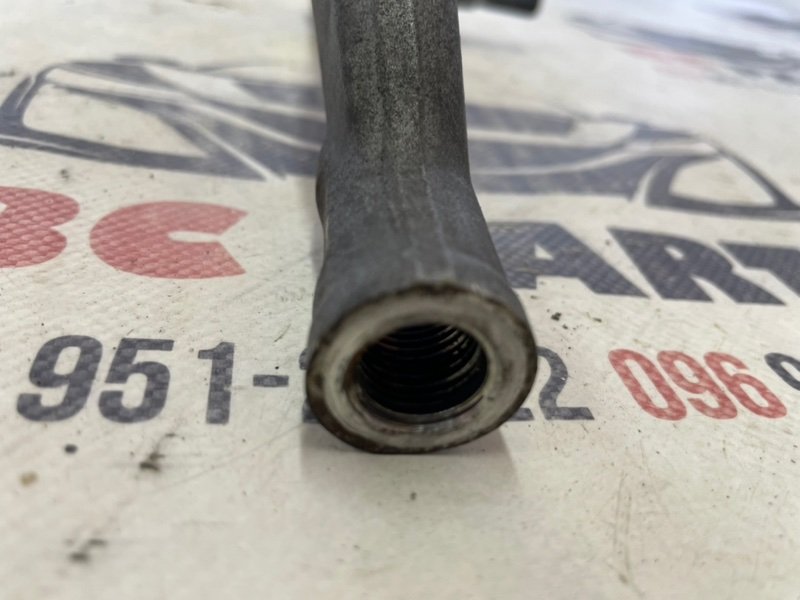 Рулевой наконечник правый Nissan Rogue T33 2.5