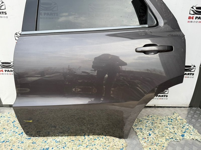 Дверь боковая задняя левая Durango 2018 3.6