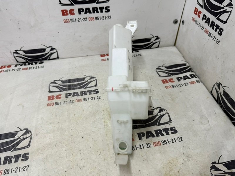 Бачок стеклоомывателя Rogue 2021 T33 2.5