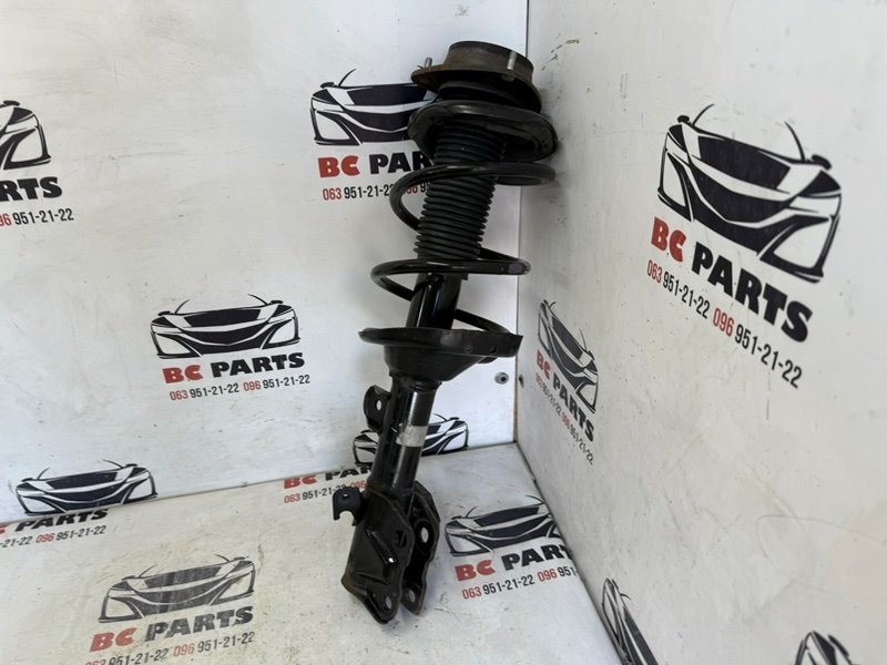 Стойка подвески передняя правая Subaru Outback 2.5