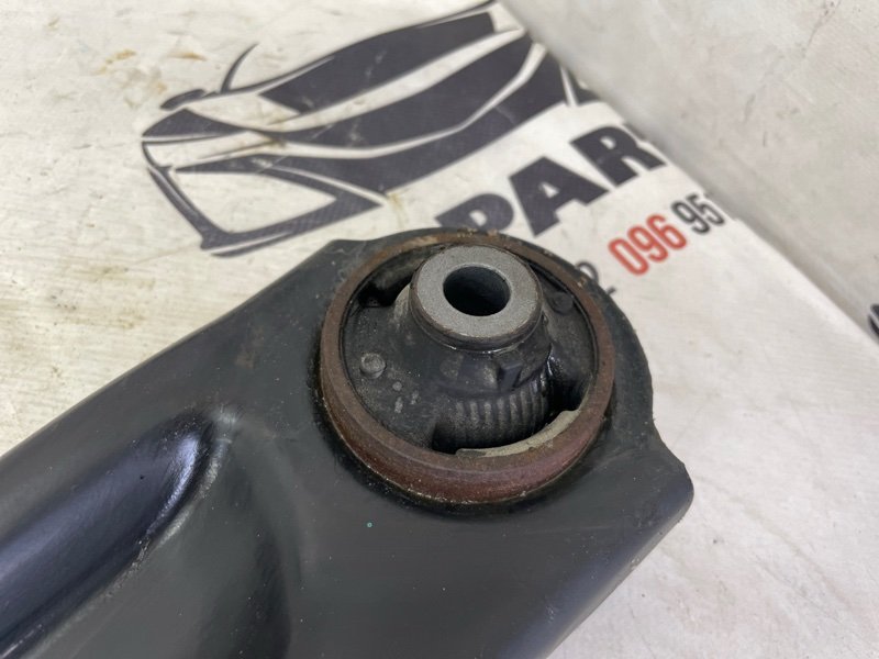 Рычаг подвески нижний передний левый Rogue 2019 T32 QR25 2.5 Рычаг подвески нижний передний левый Rogue 2019 T32 QR25 2.5