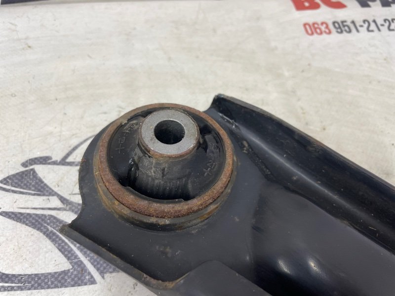 Рычаг подвески нижний передний левый Rogue 2019 T32 QR25 2.5 Рычаг подвески нижний передний левый Rogue 2019 T32 QR25 2.5