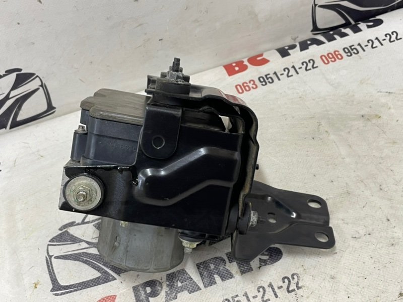 Блок ABS Rogue 2019 T32 QR25 2.5