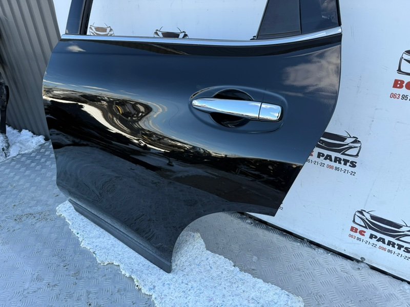 Дверь боковая задняя левая Nissan Rogue T32 QR25 2.5