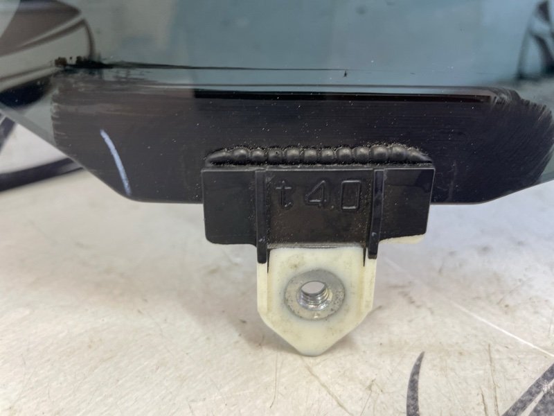 Стекло двери заднее правое RX 350 2012 3.5