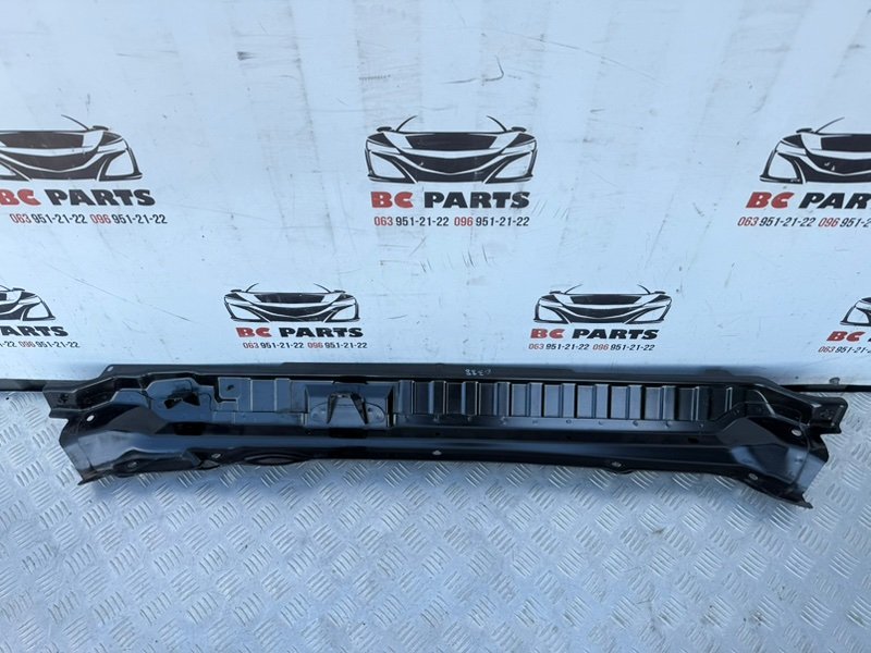 Жабо Nissan Rogue 2021 T33 2.5 663186RR0A Б/У