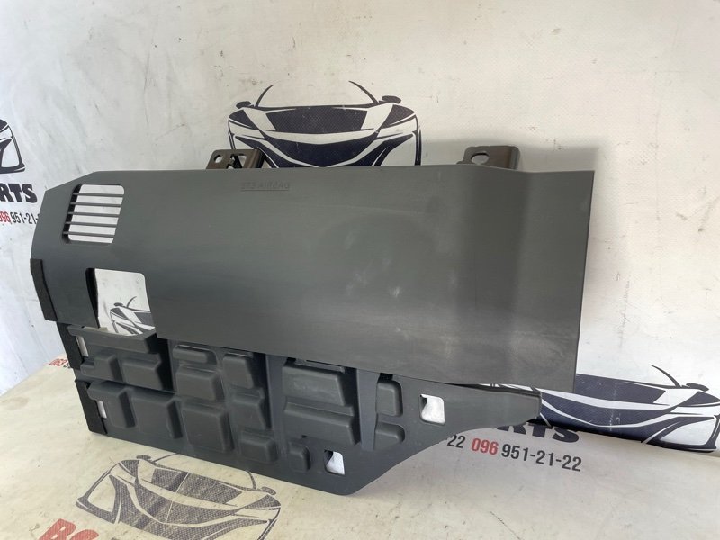 Подушка безопасности в колени правая Nissan Rogue T33 2.5
