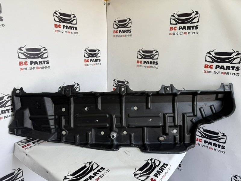 Защита днища кузова правая Lexus RX 350 2012 3.5 581650E010 Б/У