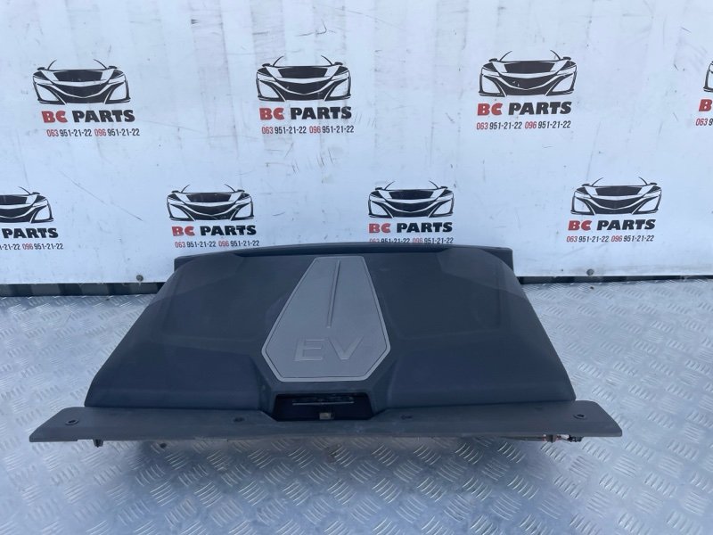 Накладка передняя Kia EV6 2023 86710CV100 Б/У