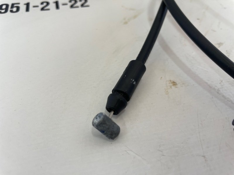 Трос замка капота EV6 2023