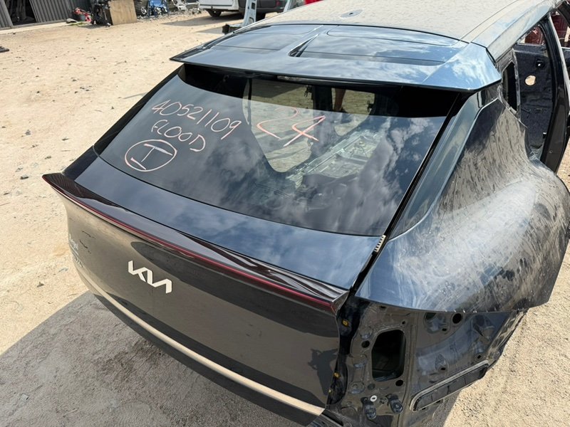 Крышка багажника Kia EV6